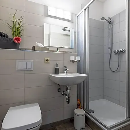 לינה וארוחת בוקר Genesungsort Dammert 3*